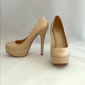 Aldo Capecoral patent beige heels (size 37)